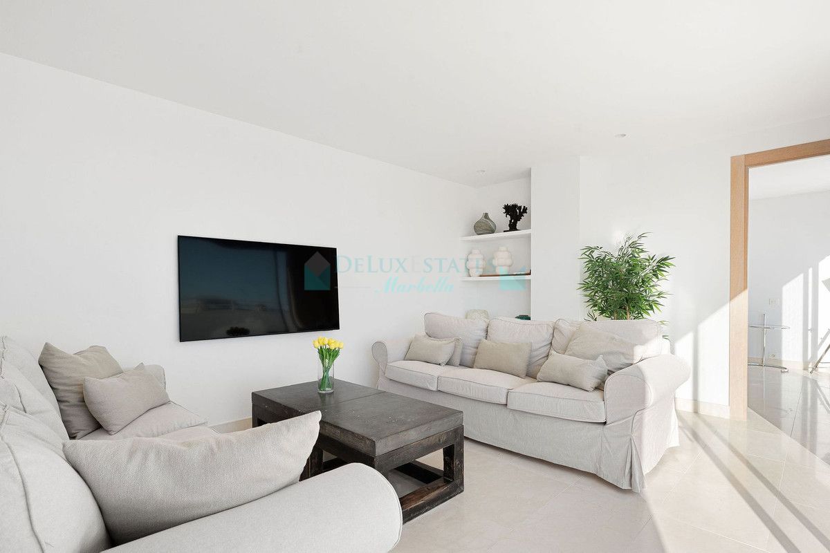 Penthouse for sale in Estepona