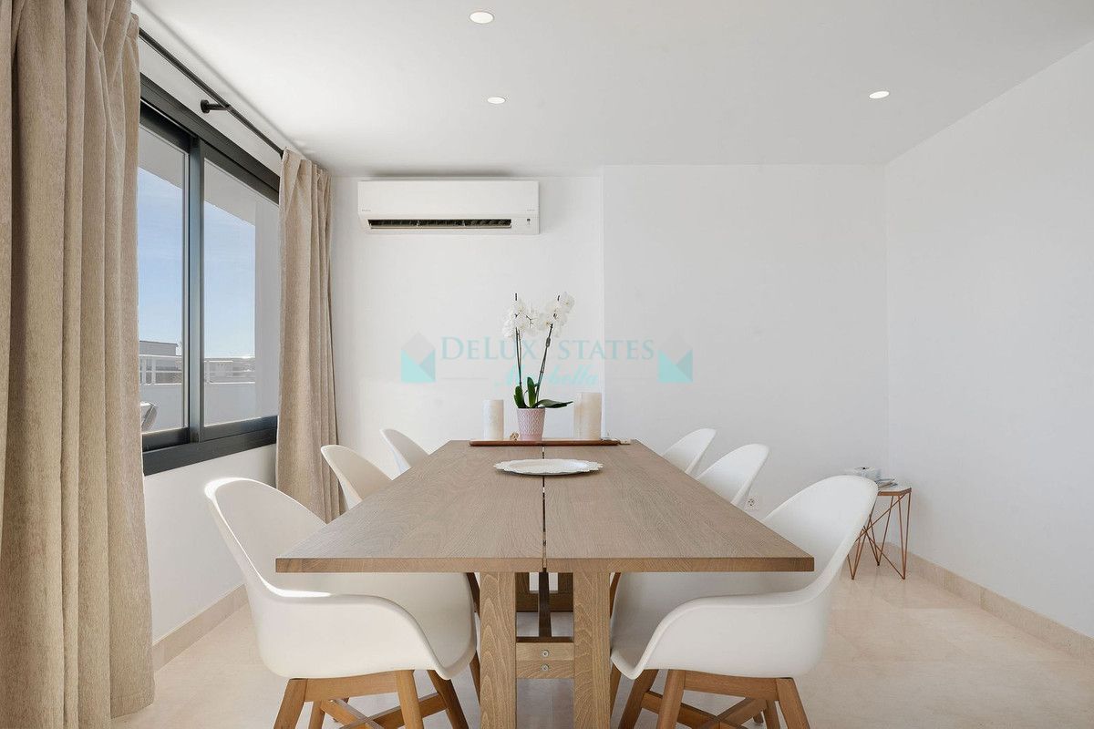 Penthouse for sale in Estepona