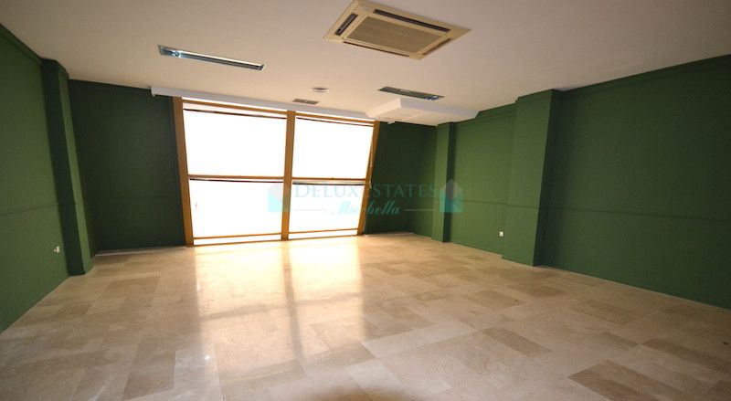 Office for sale in Marbella - Puerto Banus