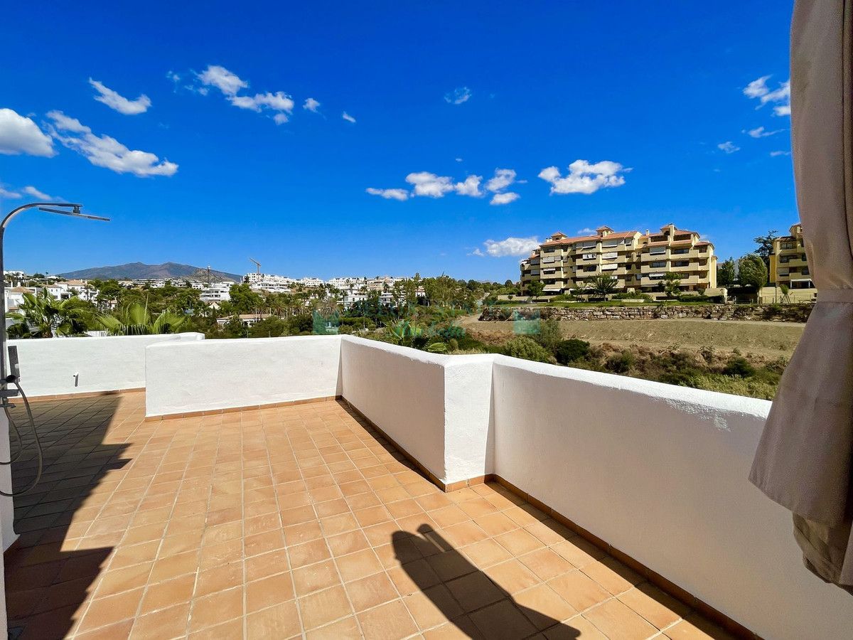 Apartment for sale in New Golden Mile, Estepona