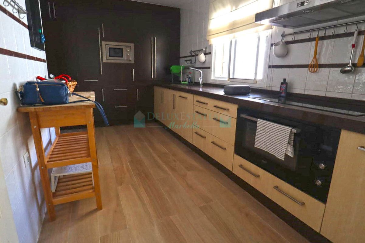 Ático en alquiler en Estepona