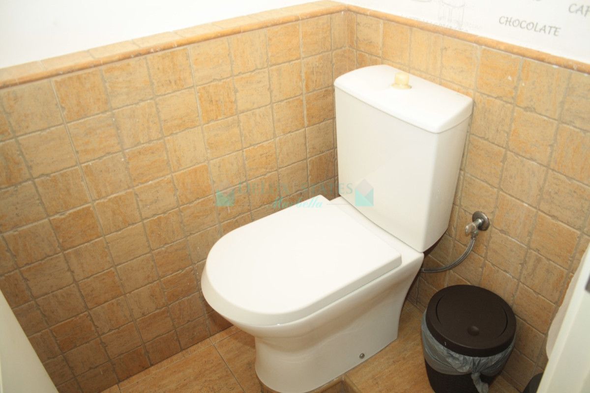 Restaurant for sale in Estepona