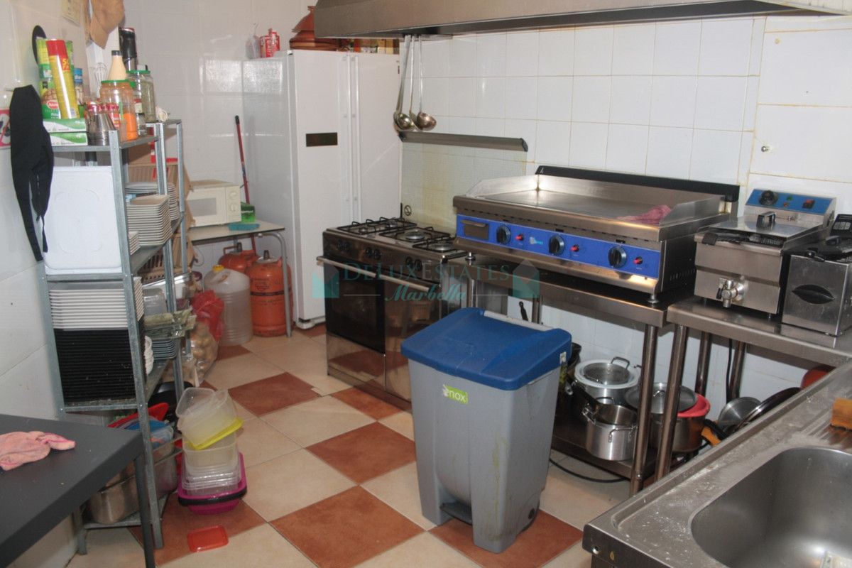 Restaurant for sale in Estepona