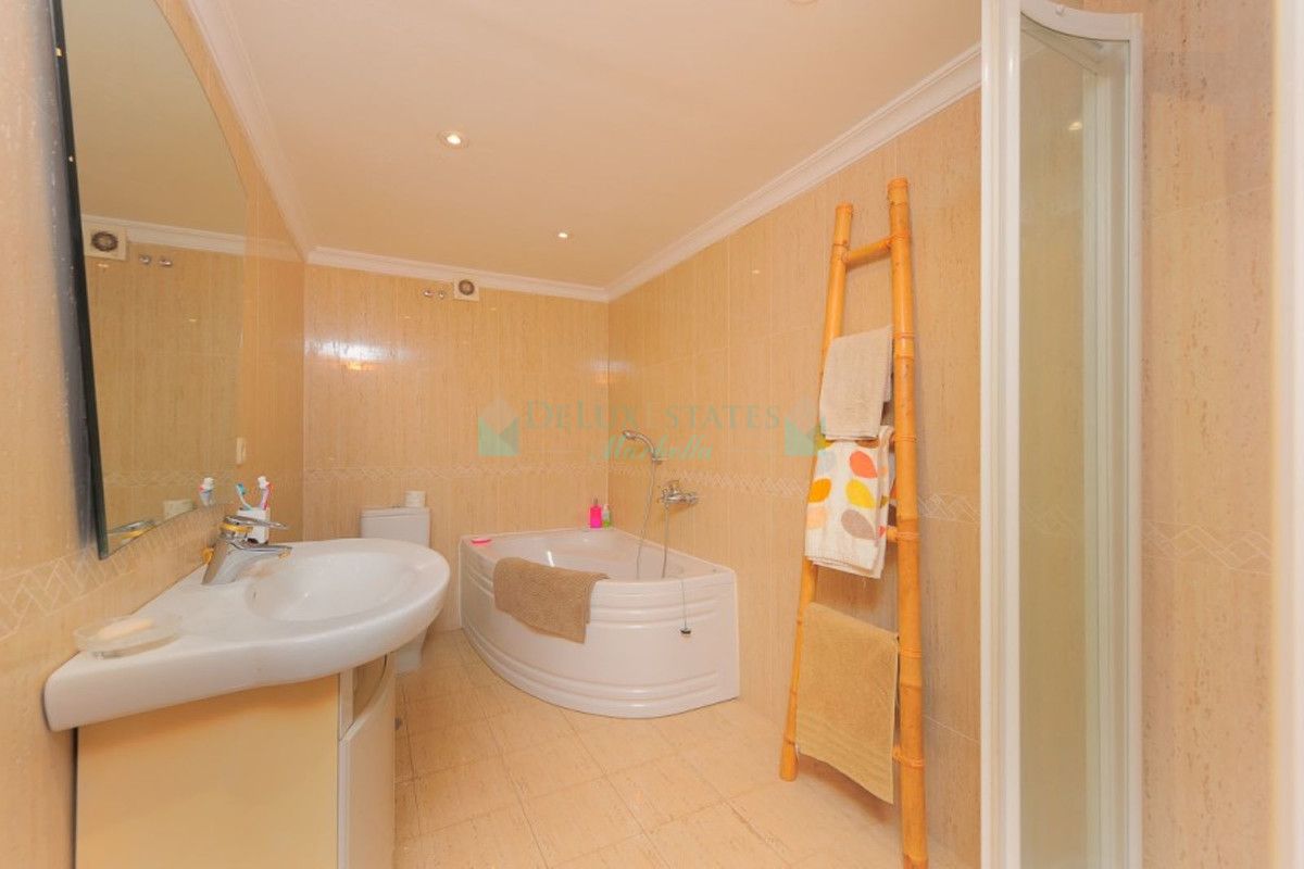 Town House for sale in Marbella