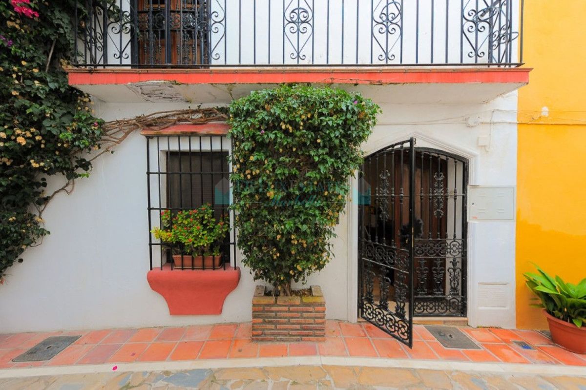 Town House for sale in Marbella