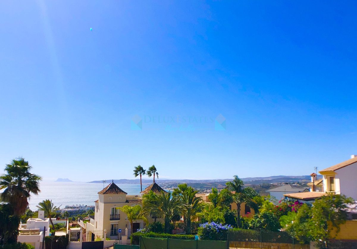 Villa for rent in Estepona