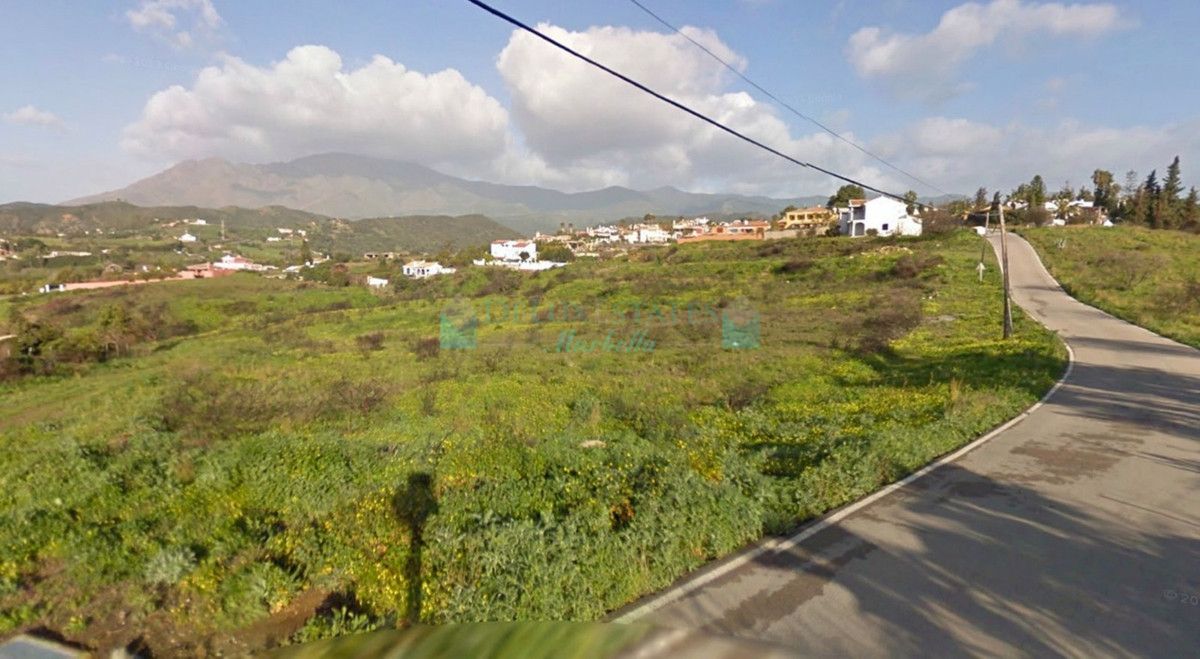 Residential Plot for sale in Estepona