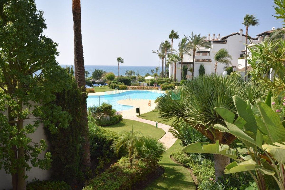 Apartment for sale in Costalita, Estepona