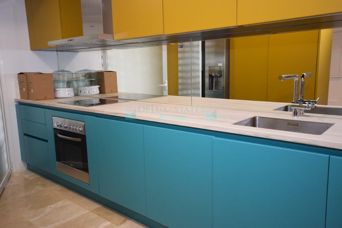 Apartment for sale in Costalita, Estepona