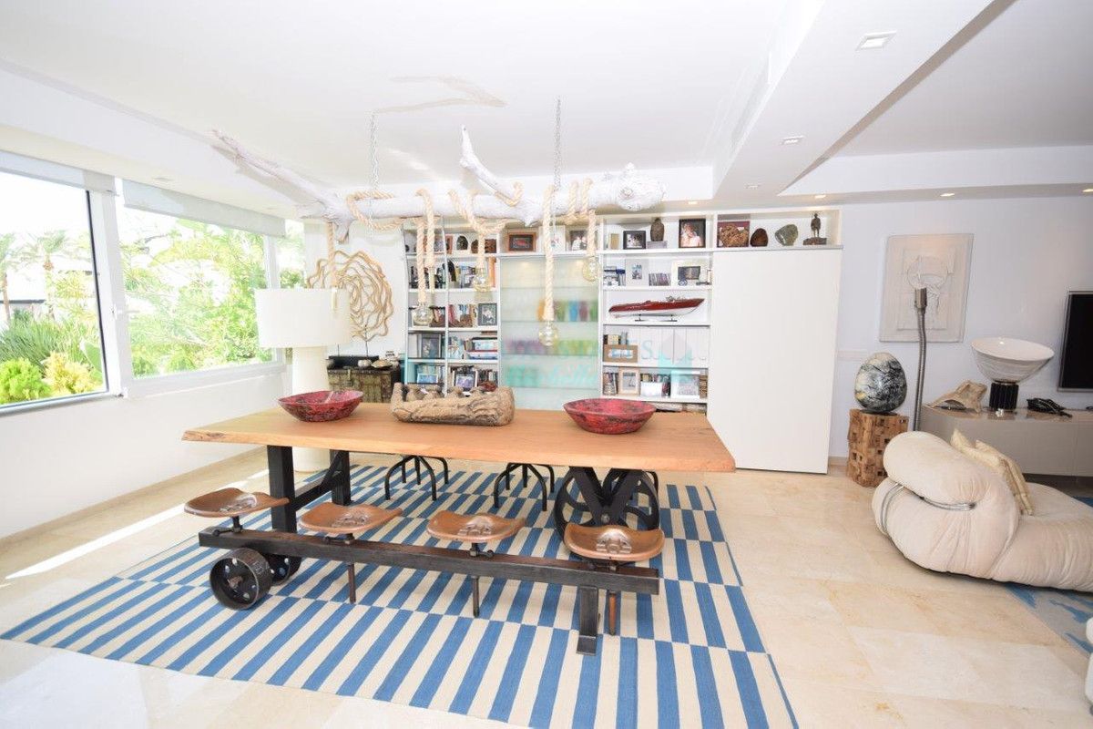 Apartment for sale in Costalita, Estepona