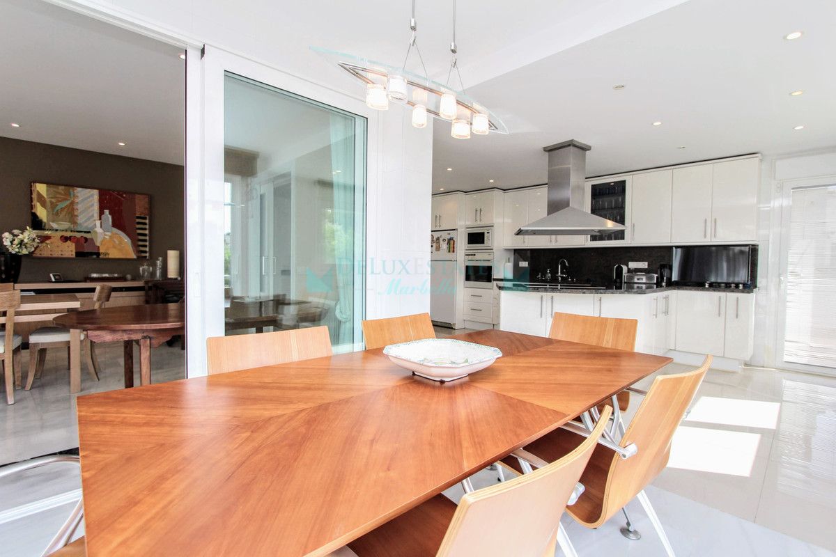 Villa for sale in San Pedro de Alcantara