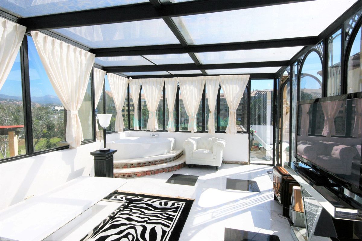 Penthouse for sale in Guadalmina Alta, San Pedro de Alcantara