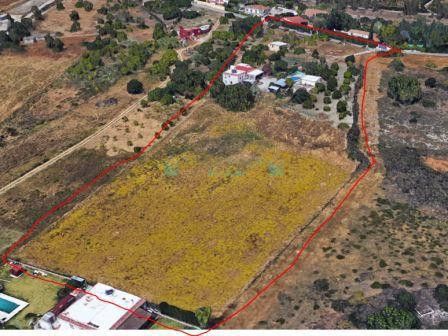 Plot for sale in Estepona