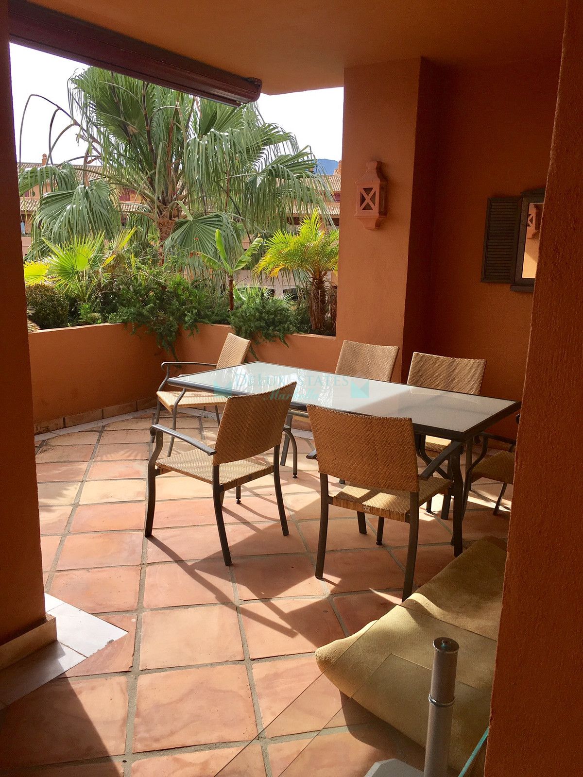 Penthouse for rent in Bahia de Marbella, Marbella East