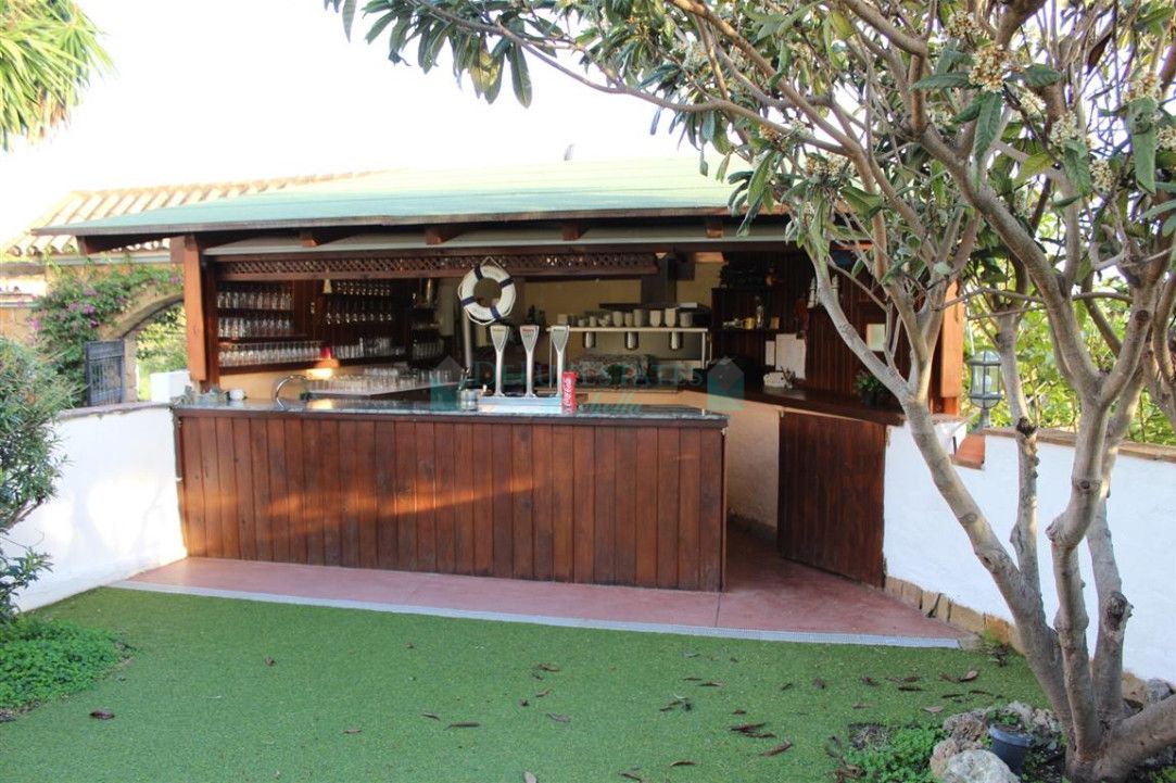 Restaurant for sale in Estepona