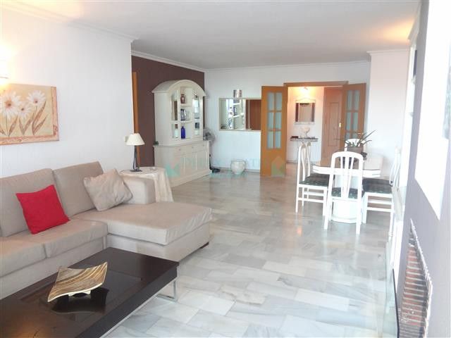 Apartment for sale in Nueva Andalucia