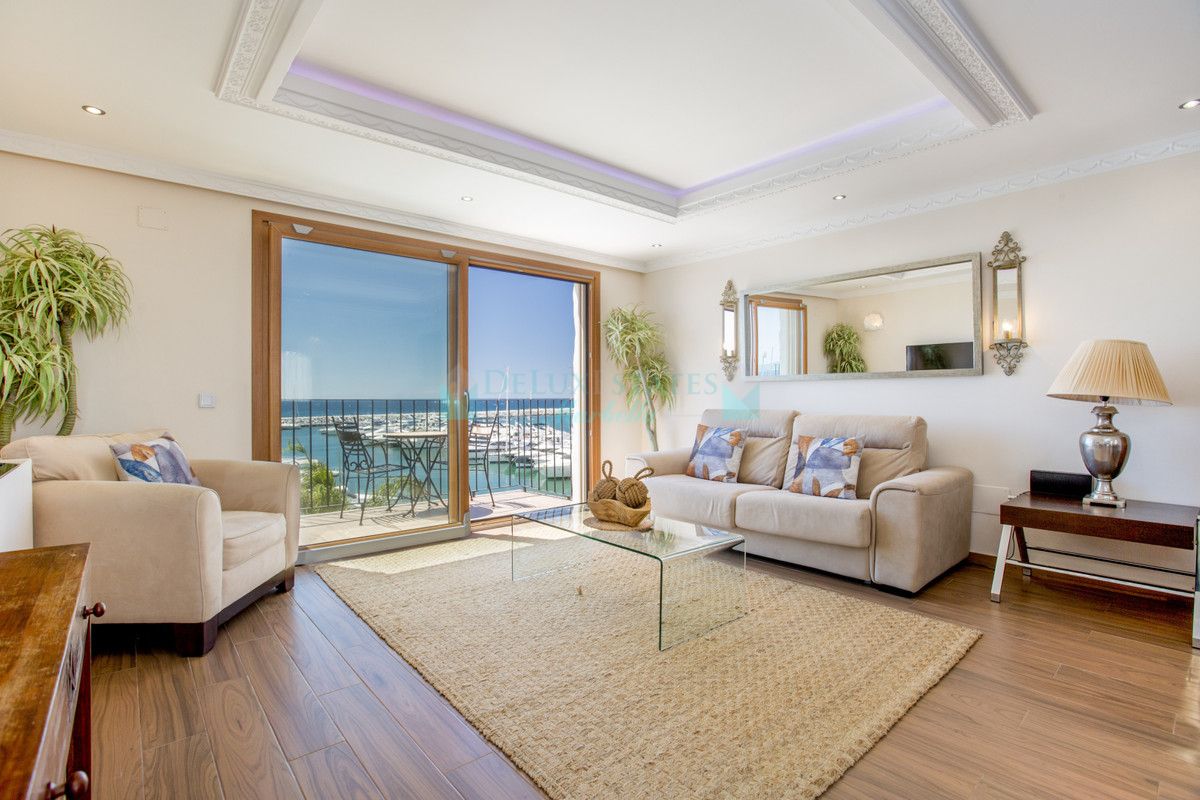 Penthouse for rent in Marbella - Puerto Banus
