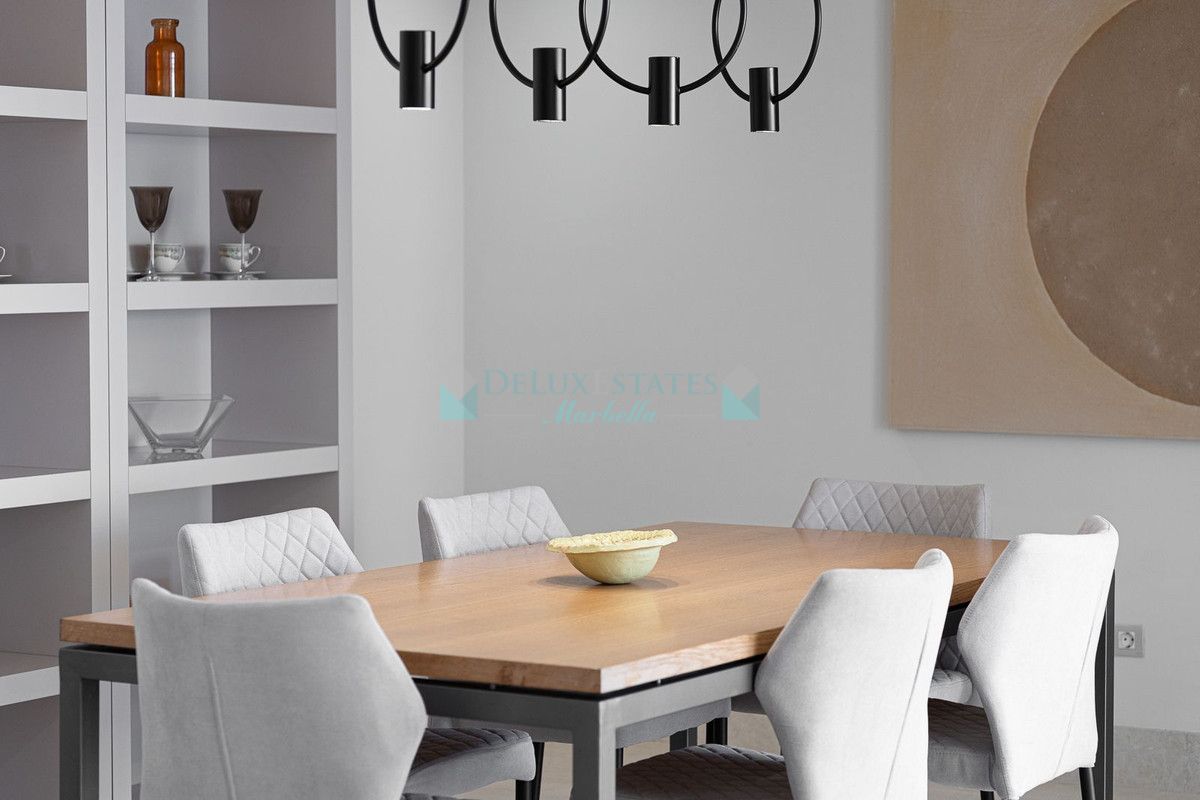 Apartamento en alquiler en New Golden Mile, Estepona