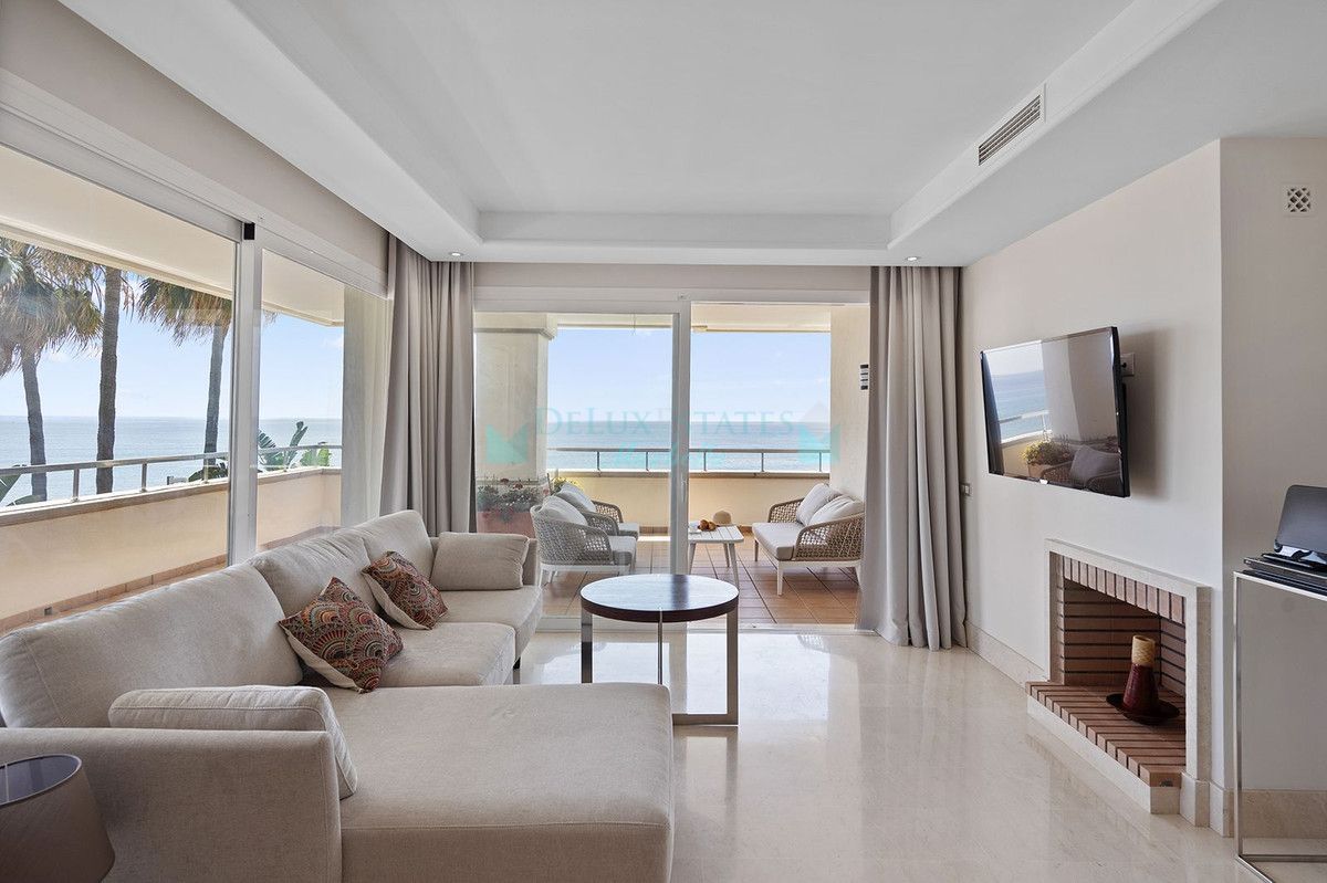Apartamento en alquiler en New Golden Mile, Estepona