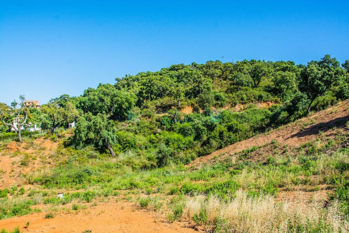 Residential Plot for sale in La Mairena, Marbella East