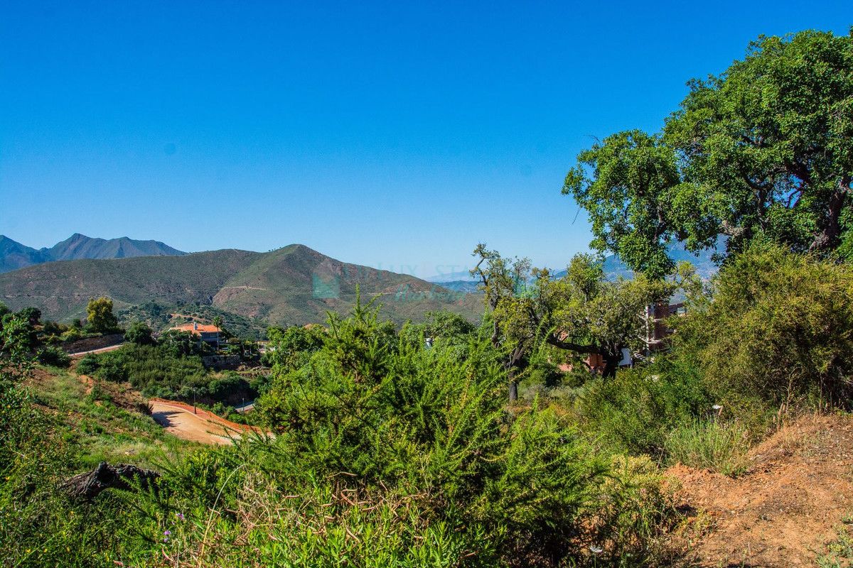 Residential Plot for sale in La Mairena, Marbella East