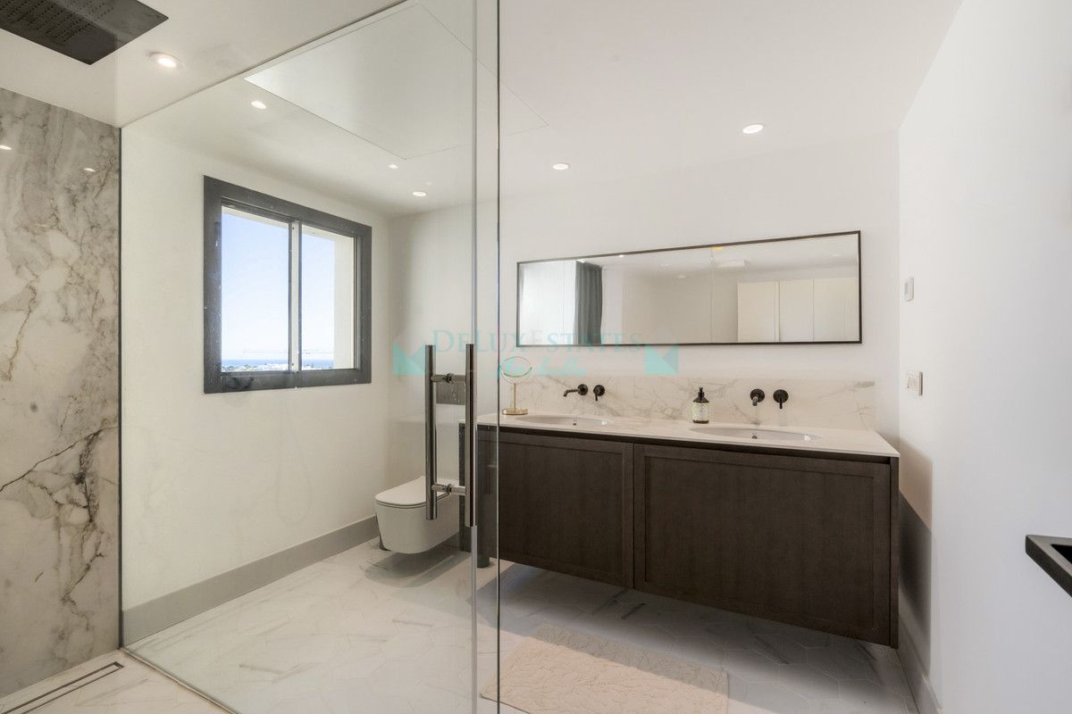 Apartment for sale in Nueva Andalucia