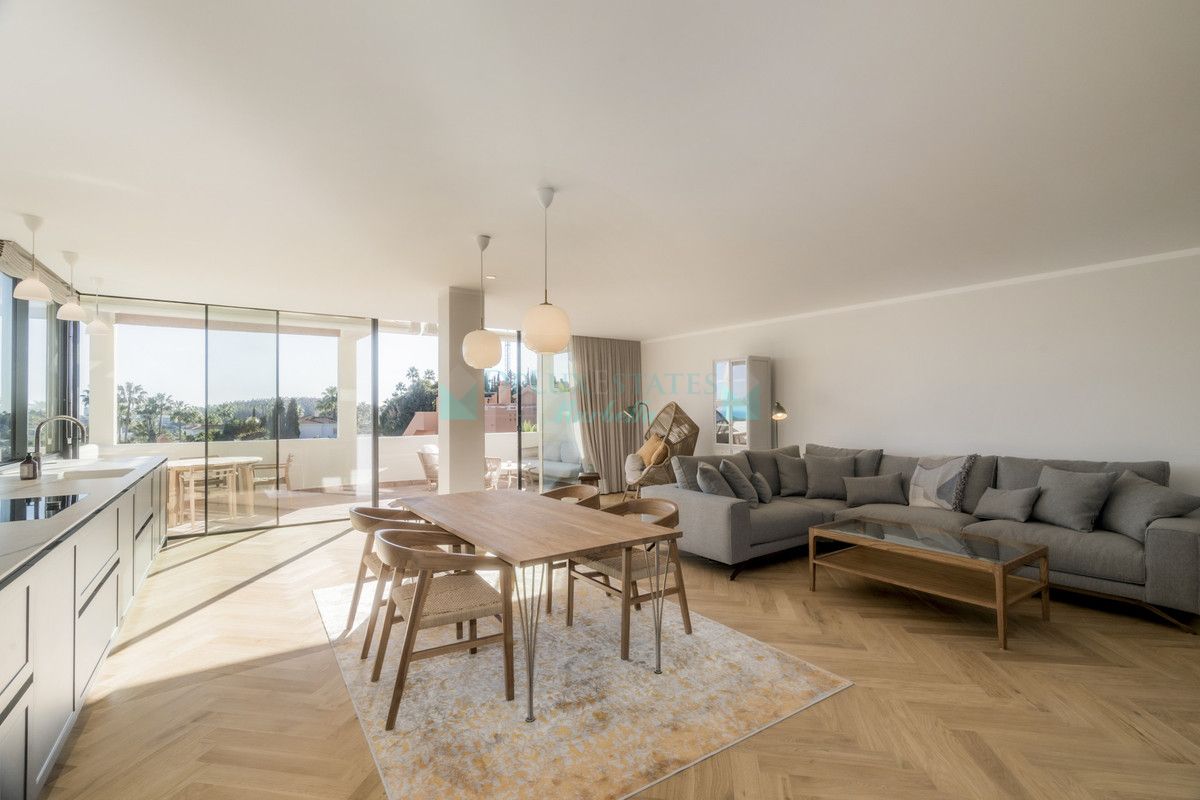 Apartment for sale in Nueva Andalucia