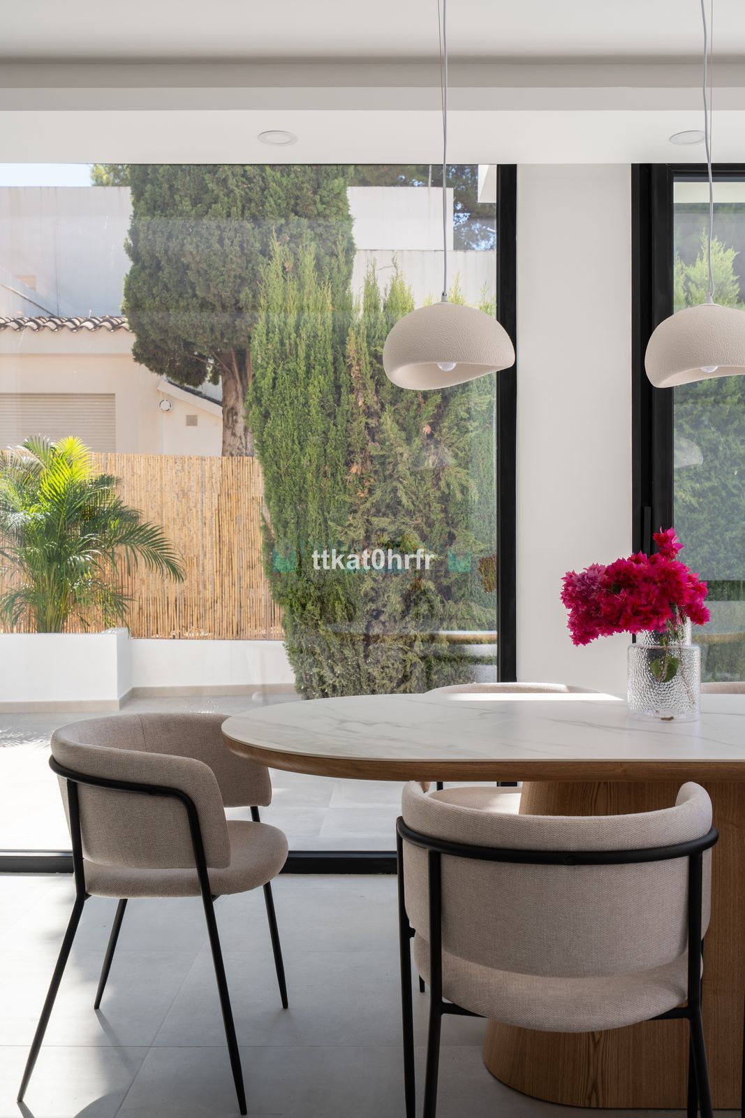 Villa for sale in Nueva Andalucia