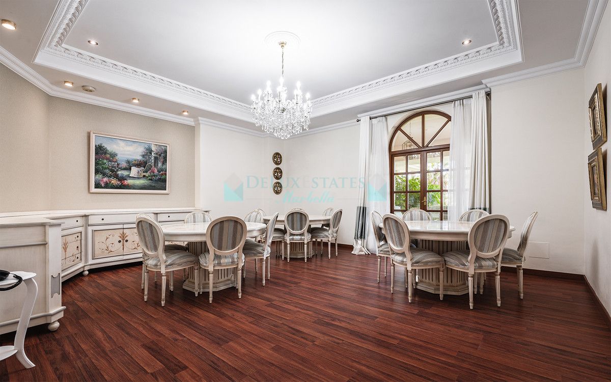 Villa for sale in Marbella Golden Mile