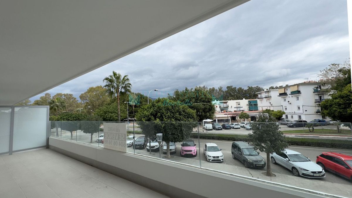 Apartment for sale in Nueva Andalucia