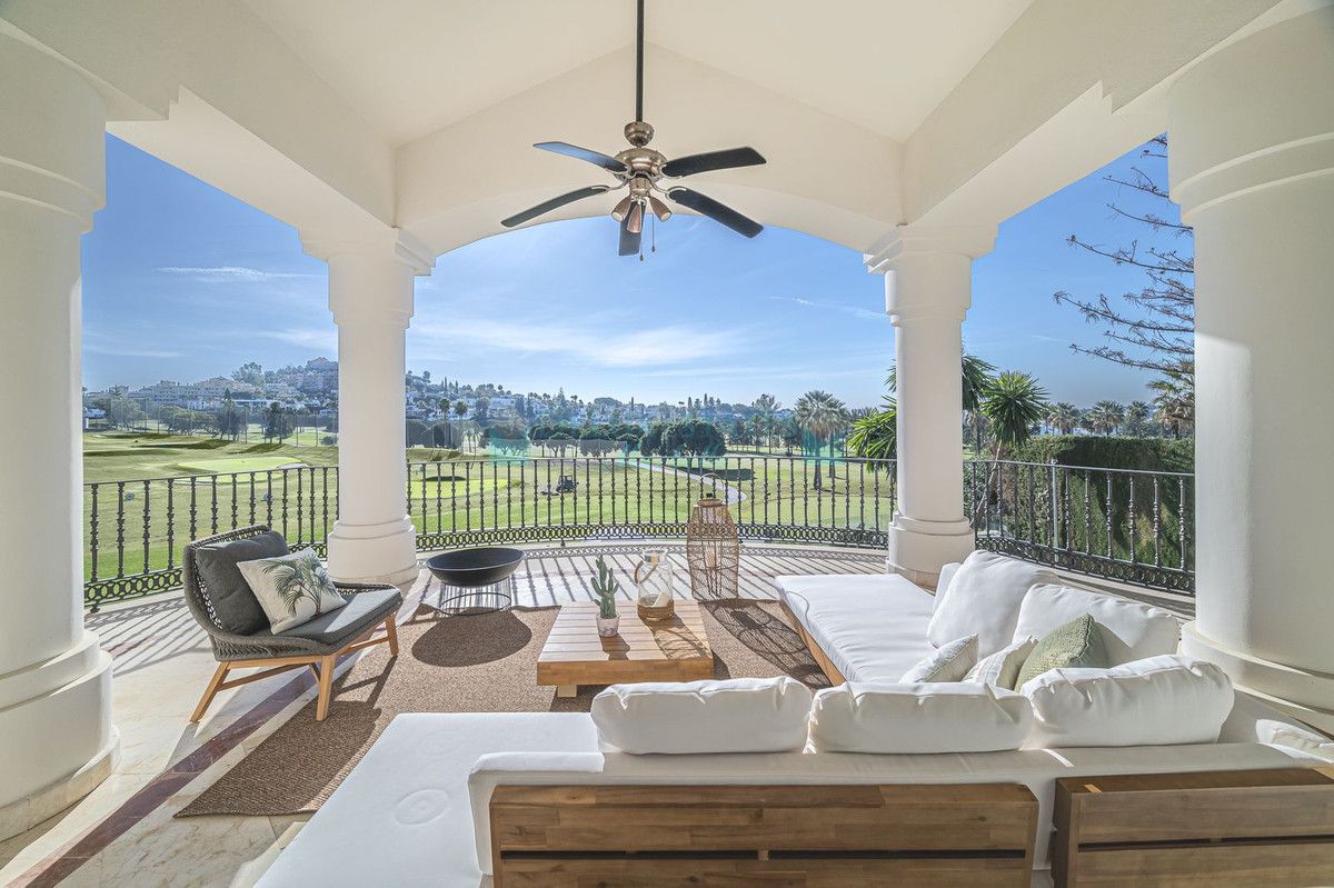 Villa en venta en Nueva Andalucia