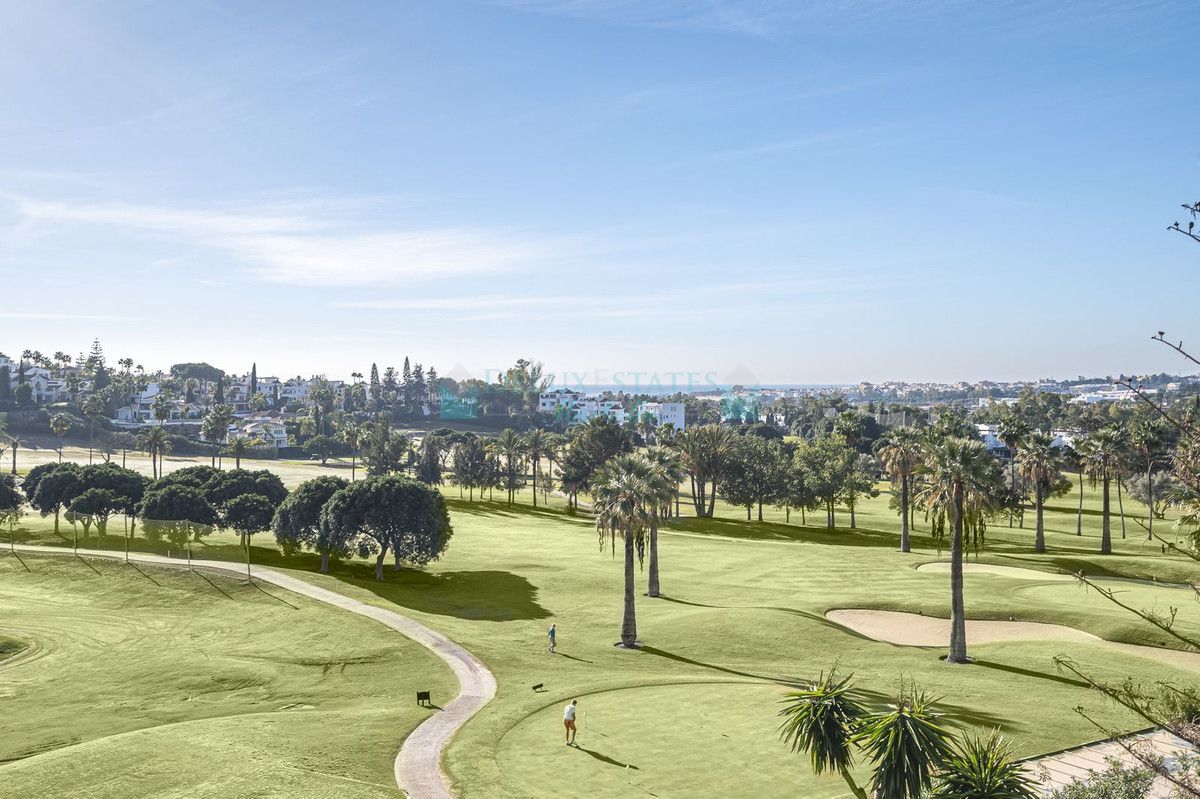 Villa en venta en Nueva Andalucia