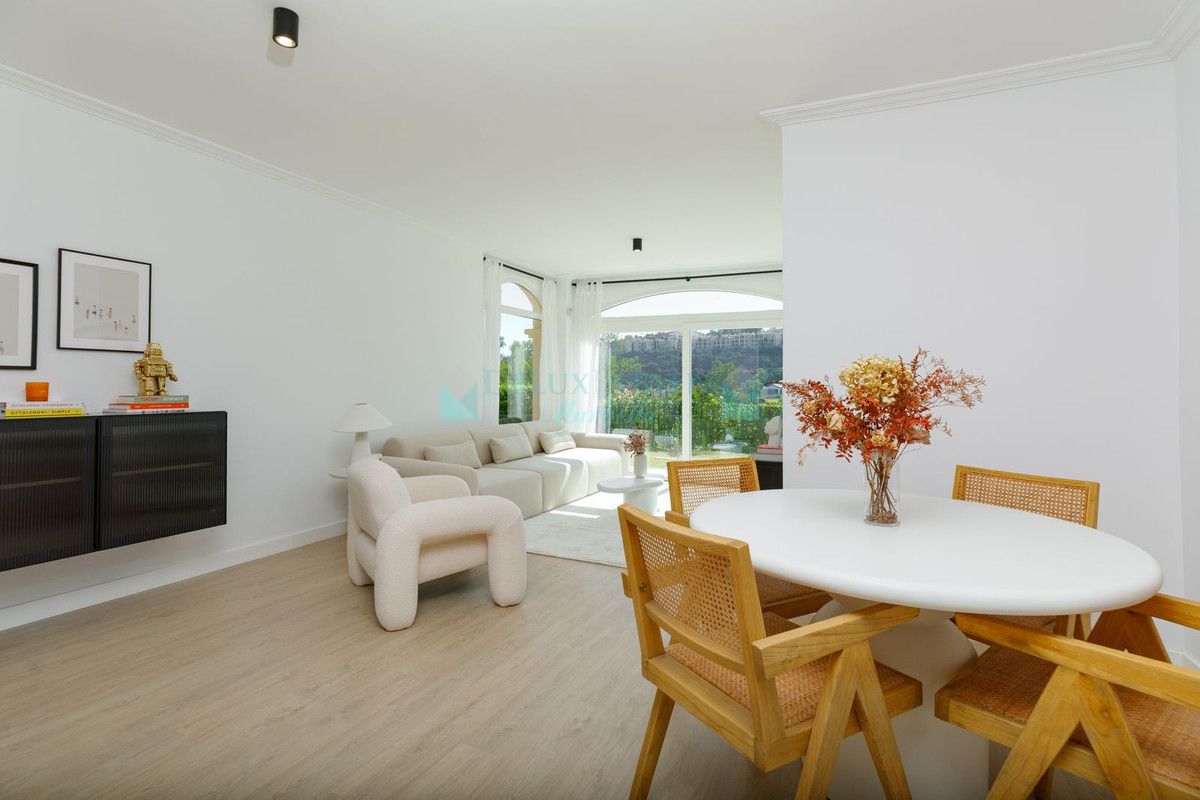 Ground Floor Apartment for sale in La Quinta, Benahavis