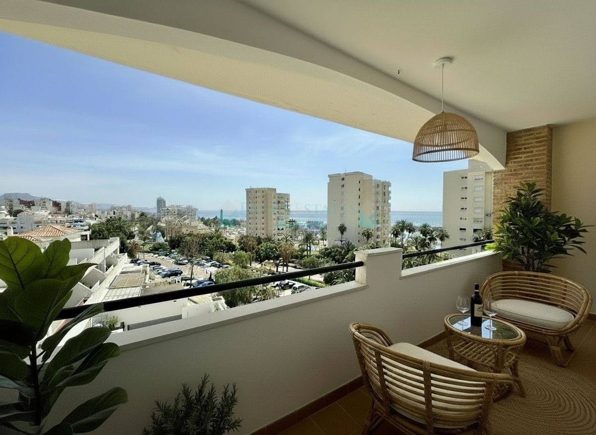 Apartment for sale in Estepona