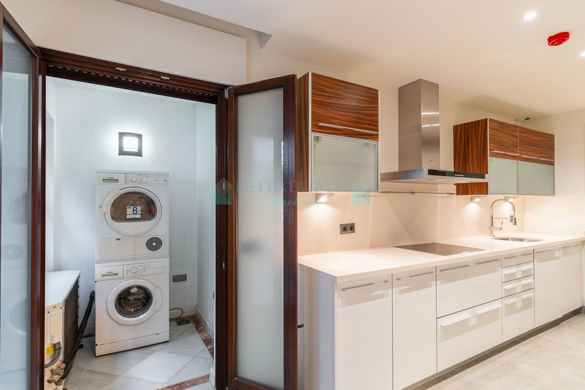 Ground Floor Apartment for sale in Estepona