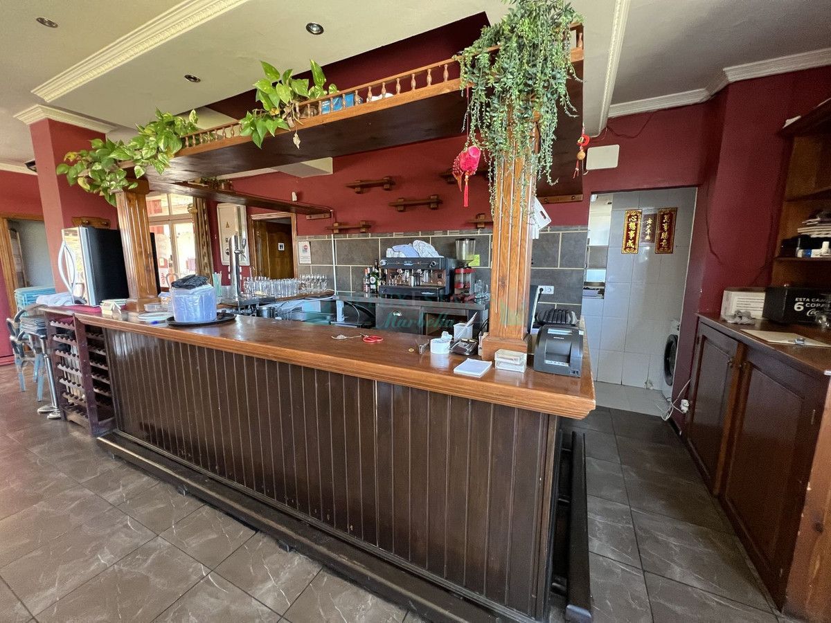 Restaurant for sale in New Golden Mile, Estepona