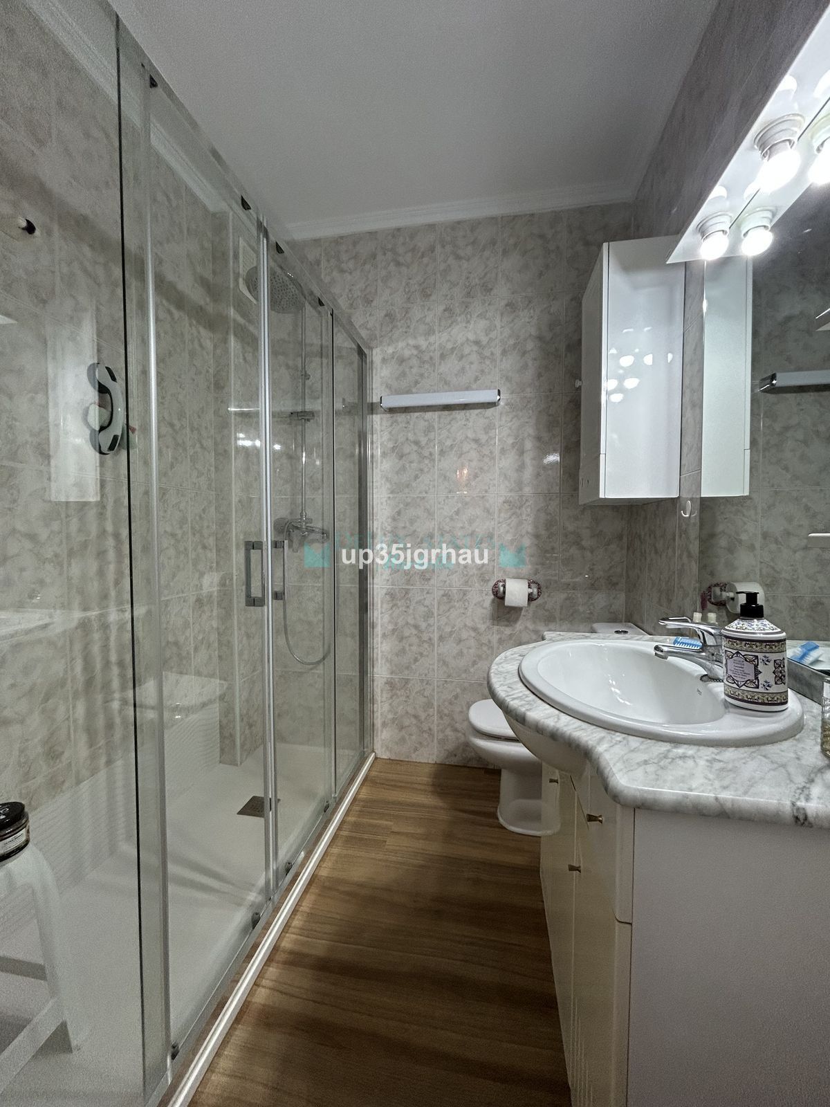 Apartment for sale in Estepona