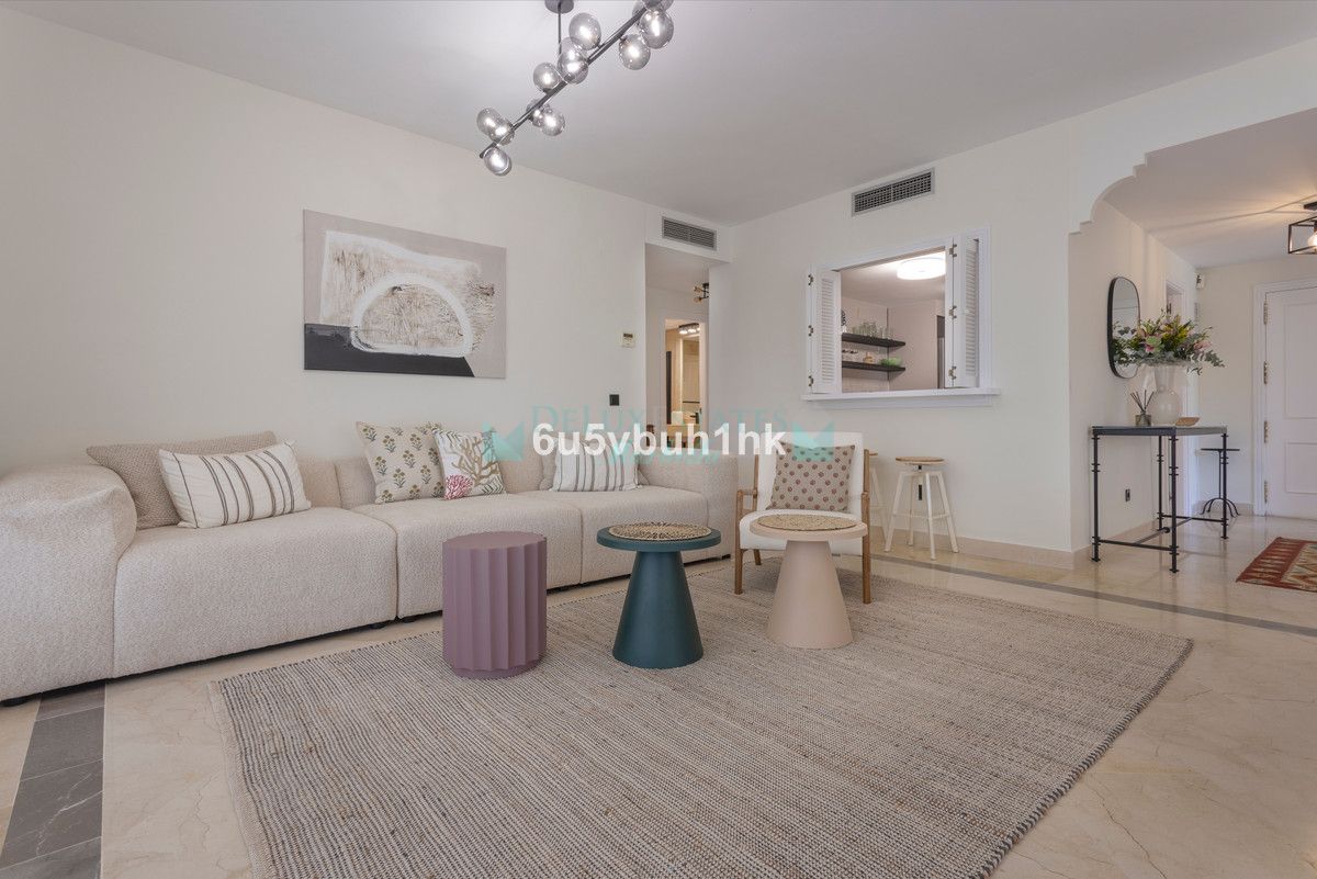 Ground Floor Apartment for sale in Estepona