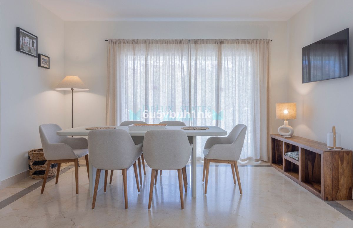 Ground Floor Apartment for sale in Estepona