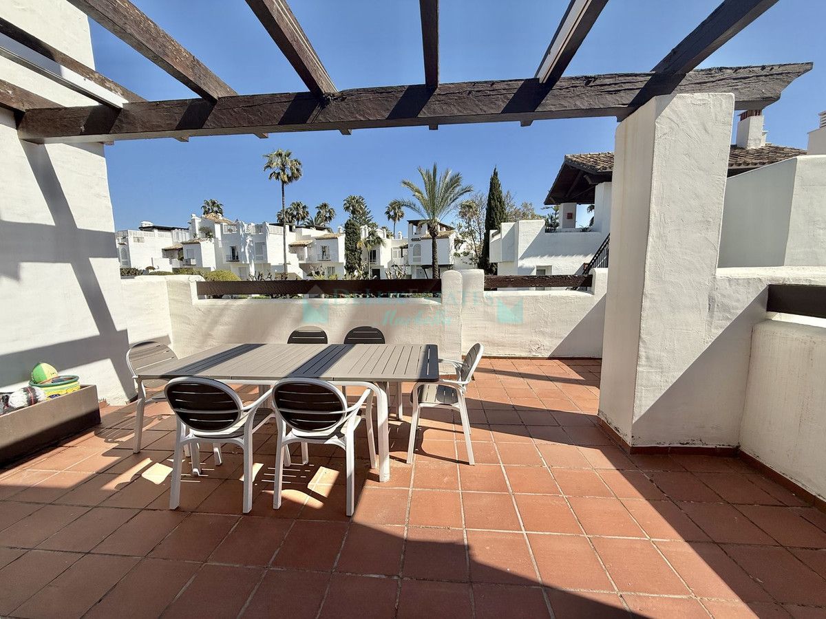 Penthouse for rent in Estepona