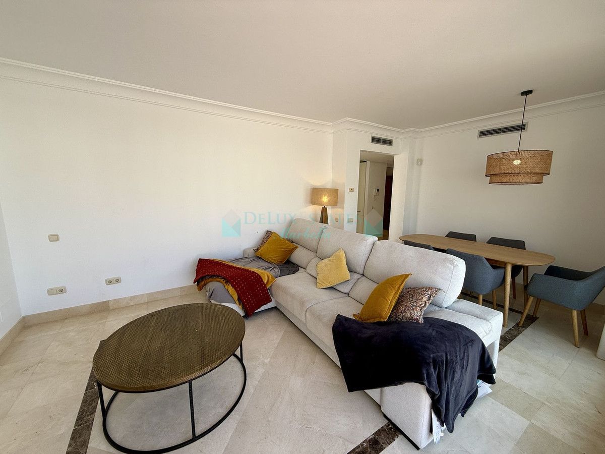 Penthouse for rent in Estepona
