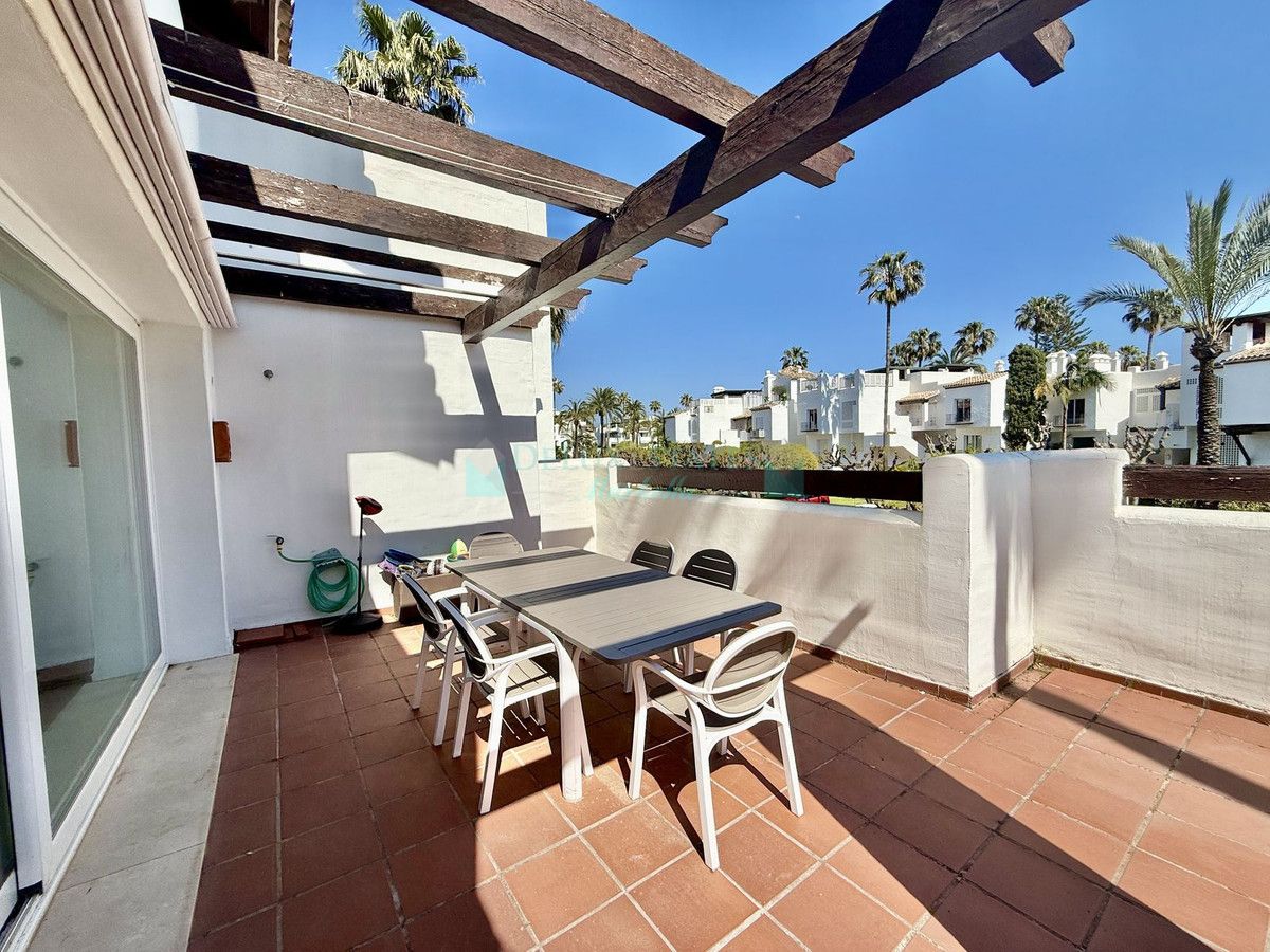 Penthouse for rent in Estepona
