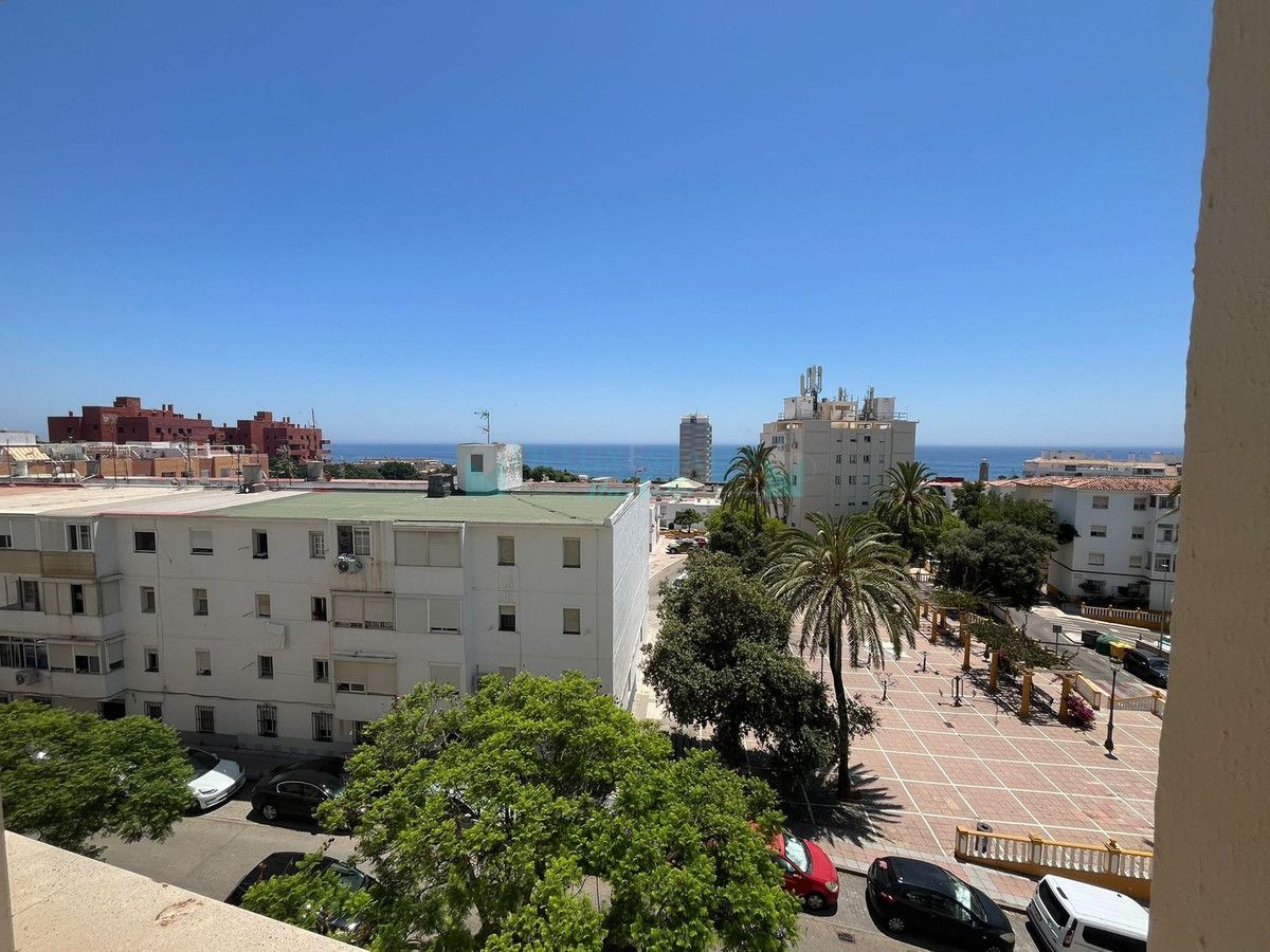 Apartment for sale in Estepona