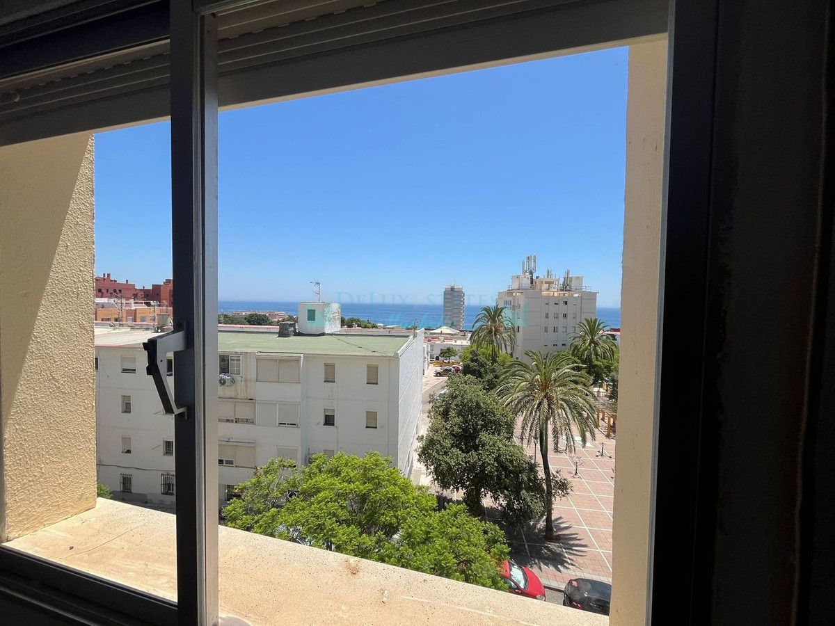 Apartment for sale in Estepona