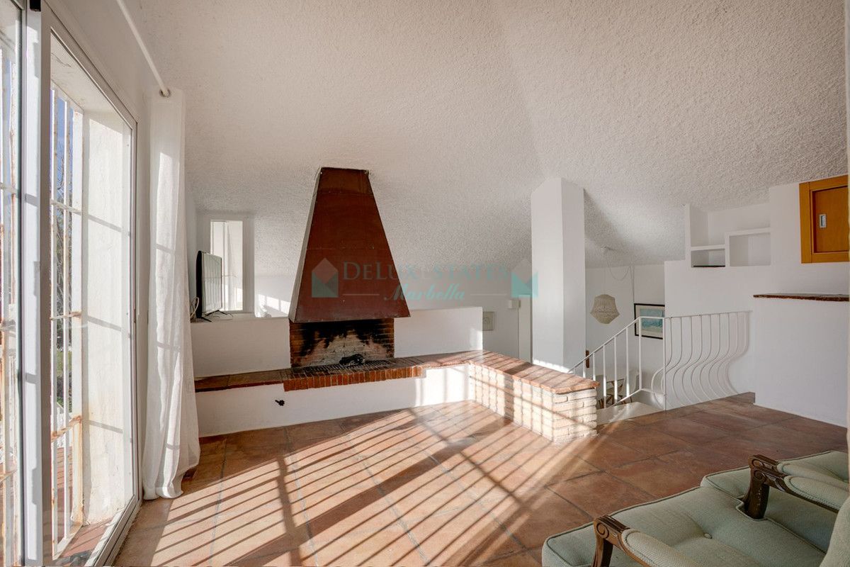 Villa Pareada en venta en Estepona