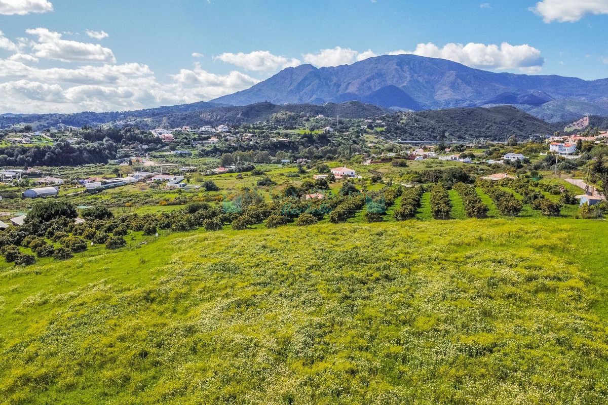 Plot for sale in Estepona