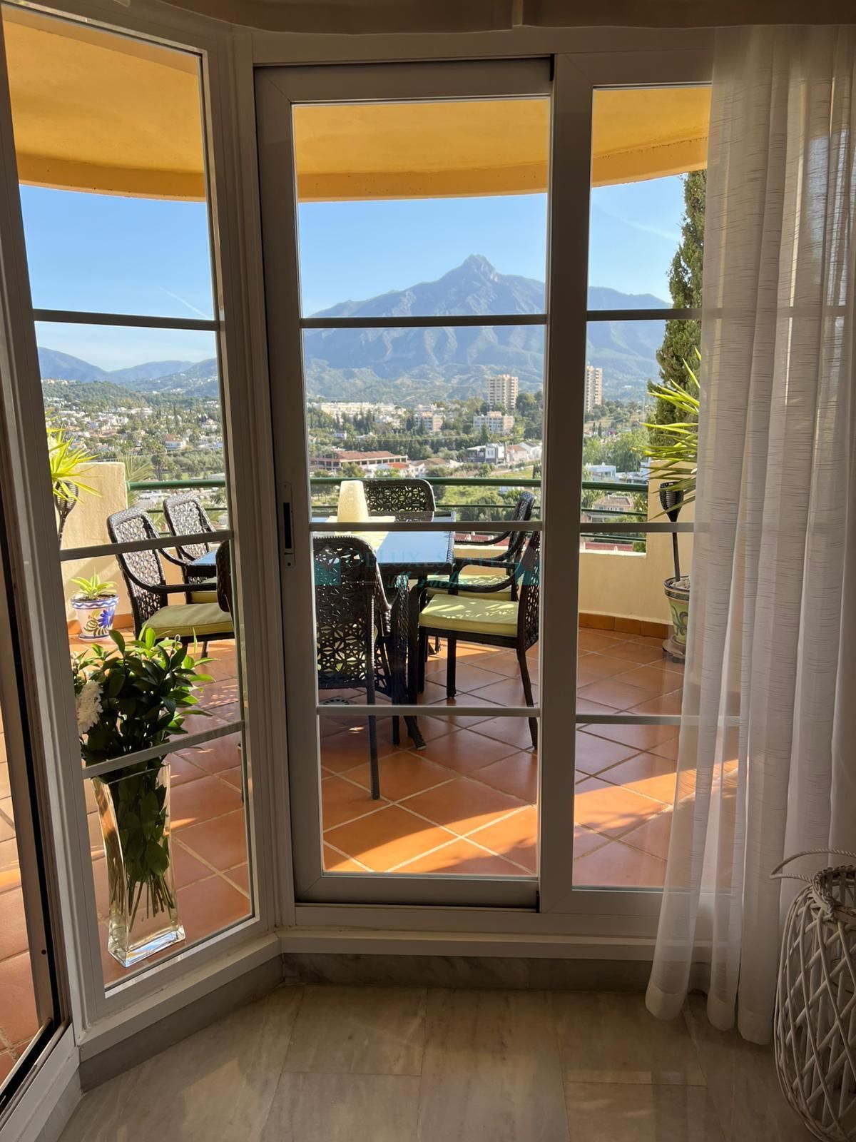 Apartment for sale in Nueva Andalucia