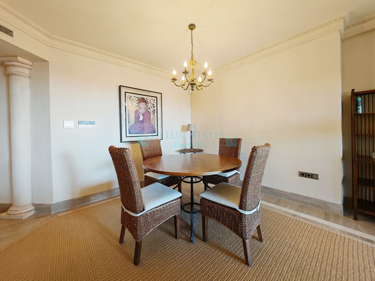 Apartamento en alquiler en Sierra Blanca, Marbella Golden Mile