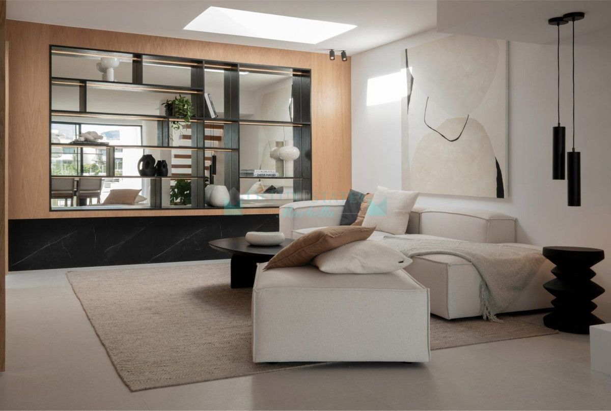 Villa for rent in Nueva Andalucia