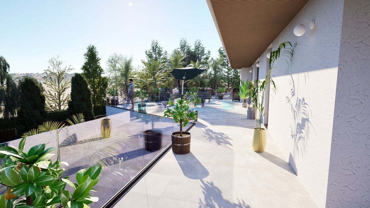 Villa for sale in Cabopino, Marbella East